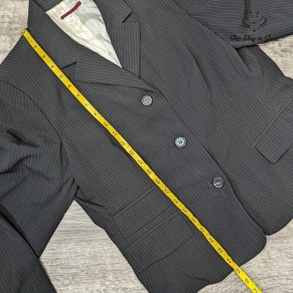 Tapemeasure Pin Stripe 3 Button Blazer Size 16 - Picture 4 of 5